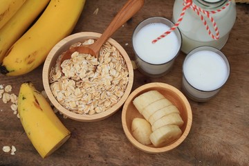oat flakes with milk