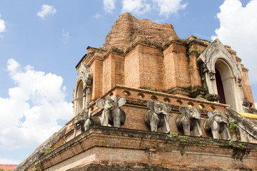 Obraz premium Ancient temple in Thailand