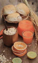 Obraz na płótnie Canvas oat flakes with carrot juices