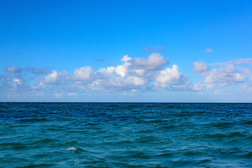 Obraz premium deserted beach sea