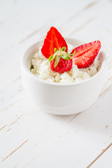 Cottage cheese with strawberry
