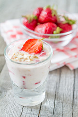 Strawberry and oatmeal dessert