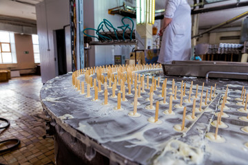 The conveyor automatic lines for the production of ice cream