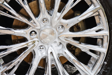 washing car's alloy wheels