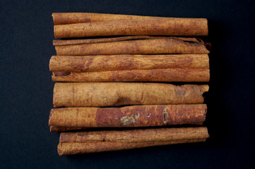 Cinnamon sticks background