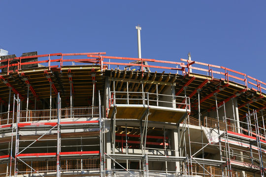 halbrunde Dachdeckenschalung