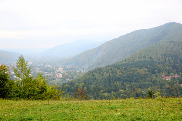 Obraz premium Landscape of village in mountains