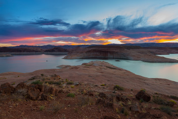 Fototapeta na wymiar Beautiful Sunset Sky Lake Powell