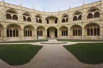 Fototapeta na wymiar Internal cloister of Jeronimos Monastery in Lisbon, Portugal