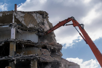 Demolition of buildings in urban