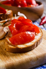 Sandwich with canned pepper