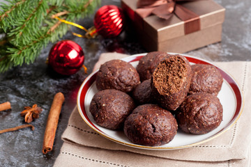 Christmas chocolate cookies with spices and brown gift