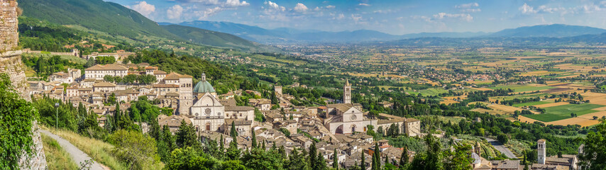 Fototapeta na wymiar Ancient town of Assisi, Umbria, Italy