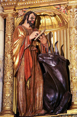 St Luke the Evangelist - Statue in Leon Cathedral
