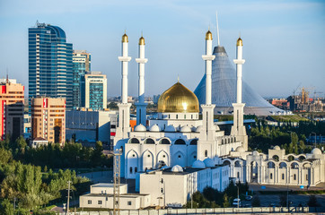 Greatest mosque in the republic of Kazakhstan and Asia - obrazy, fototapety, plakaty
