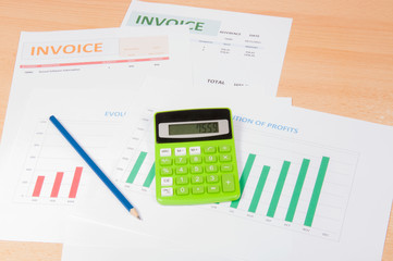 Invoices with calculator
