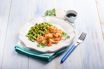 shrimp with edamame beans and soy sauce