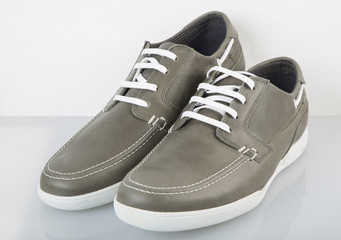 Zapato elegante masculino. 