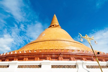 Phra Pathom Chedi,  the tallest stupa in the world at Nakhon Pat