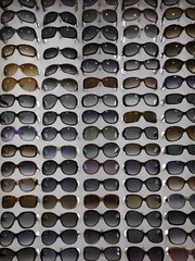 
Sunglasses are many by series in the store glasses to choose fashion