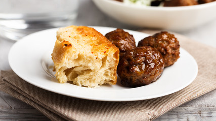 Hackbällchen - meatballs