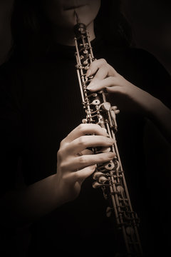 Oboe hands musical instrument