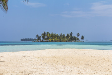 Small Island in the caribbean sea, San Blas Islands