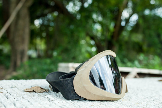 gogle for paint ball sport