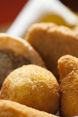 Antipasto arancine