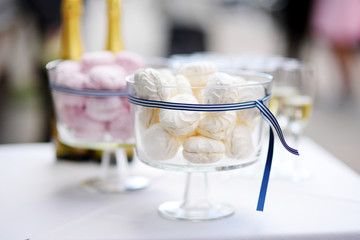 Delicious wedding marshmallows