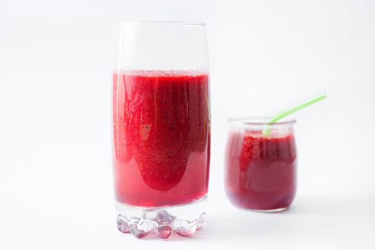 Red detox with beetroot, pepper,apple and tomato