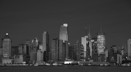 Fototapeta na wymiar beautiful new york cityscape over the hudson