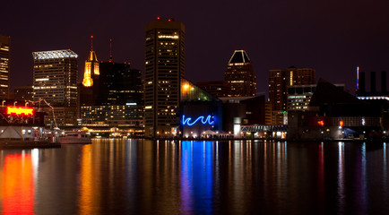 Fototapeta na wymiar Baltimore Inner Harbor at night