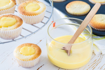 Lemon cupcakes preparation and ingredients