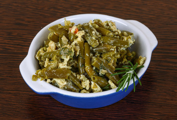 Roast green beans with egg
