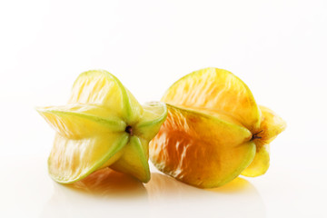 新鮮なスターフルーツ