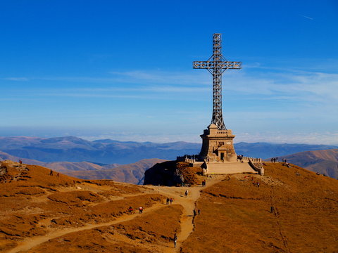 People at Caraiman Cross