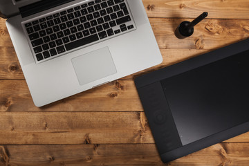 Graphic tablet and laptop