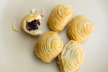 fried mini curry puff - Thai entree, curry puff blueberry - Curry Puffs
