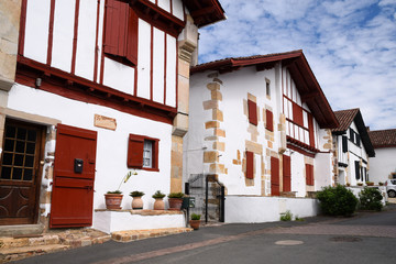 Rue du hameau d'Ihalar à Sare © Alexis BORG