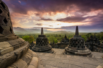conjunto de borobudur al atardecer