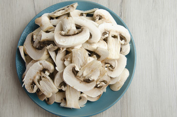 Fried rolls of pita with cheese