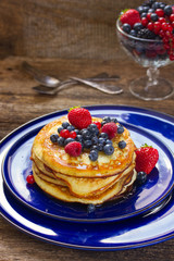 Pancakes with berries