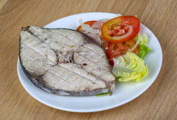 Grilled tuna steak