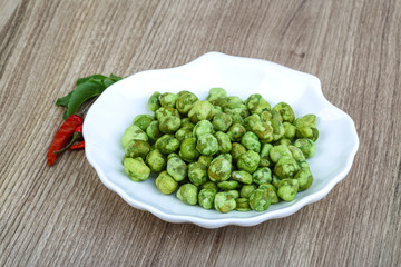 Wasabi peas