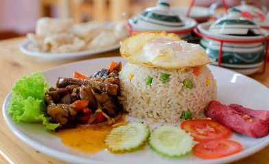 Fried rice with Fried sweet peper with meat