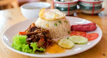 Fried rice with Fried sweet peper with meat
