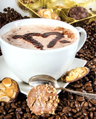 Kaffepause: Leckerer Genuss mit Gebäck und Pralinen :)