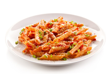 Penne, tomato sauce and vegetables 