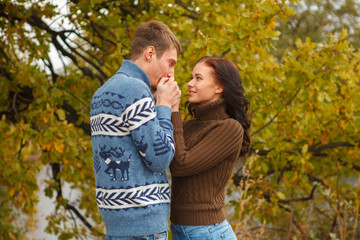 Fototapeta premium loving couple in a park on the outdoors